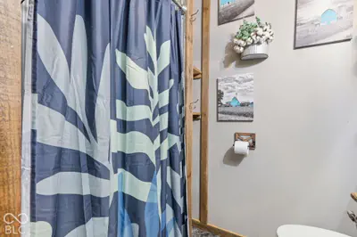 411 4th Street, Sheridan - 28