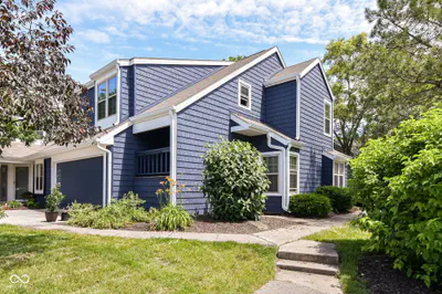 7238 Harbour Isle, Indianapolis