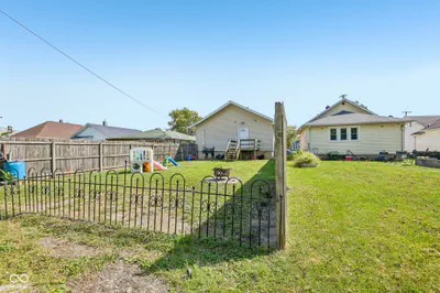 1135 Meridian Street, Shelbyville - 27