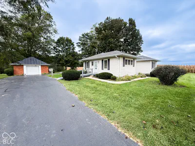 14718 N State Road 9, Hope