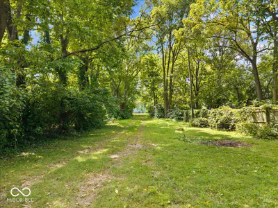 427 42nd Street, Indianapolis - 31