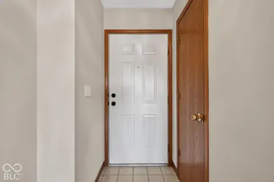 12037 Bearsdale Drive, Indianapolis - 6