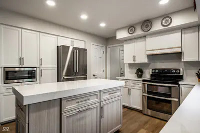 13890 Saben Court, Carmel - 7