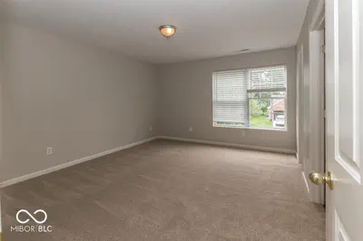 10686 Trailwood Drive, Fishers - 18