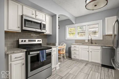 3457 Carrollton Avenue, Indianapolis - 13