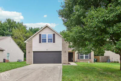 976 Webb Drive, Greenfield