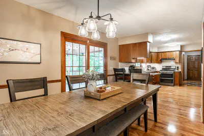 1653 300, Greenfield - 13