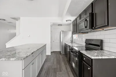 2038 College Avenue, Indianapolis - 18