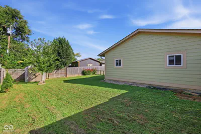 3201 Chrysler Street, Indianapolis - 26