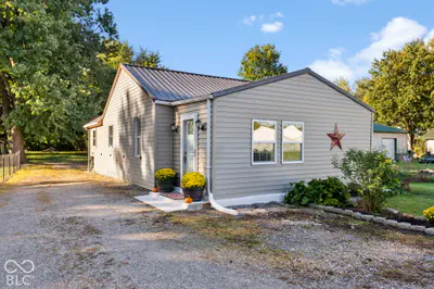 9193 County Road 600, Forest