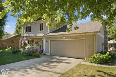 592 Echo Bend Boulevard, Greenwood - 14