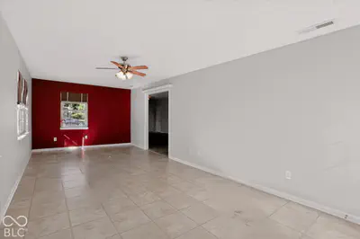 5517 Blairwood Drive, Indianapolis - 24