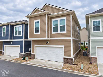 525 Gilder Drive, Carmel - 33