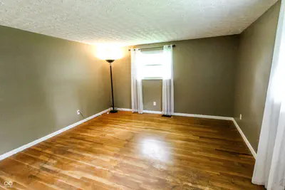 10725 Edgewood Avenue, Indianapolis - 32