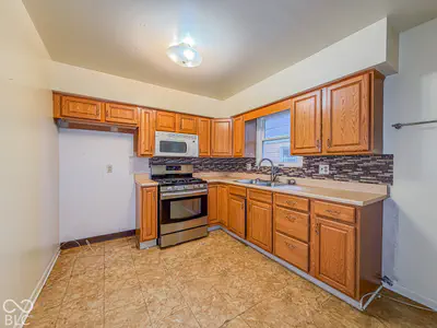 1101 N Belmont Avenue, Indianapolis - 21