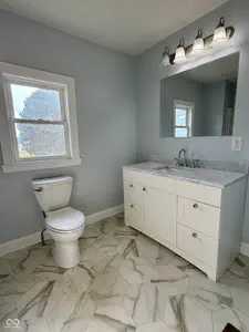 3905 900, Thorntown - 14