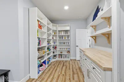 8446 Parkview Drive, Rockville - 40