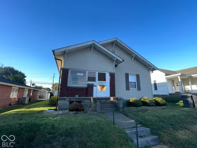 607 4th, Seymour - 2