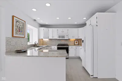 11709 Whisper Bay Court, Carmel - 28