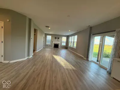 8241 Carnegie Lane, Zionsville - 5