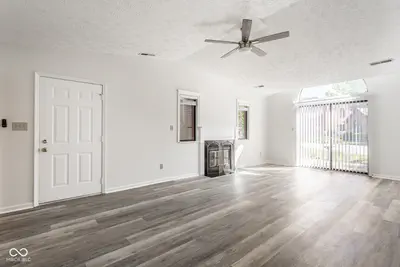 9350 Golden Leaf Way, Indianapolis - 5