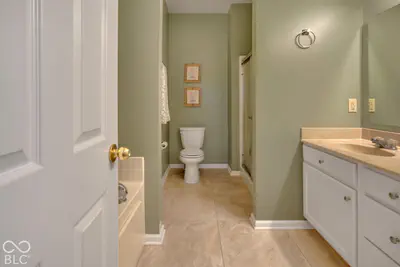 7722 Shasta Drive, Indianapolis - 42