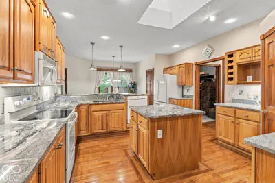 4383 Red Hawk Court, Columbus - 22