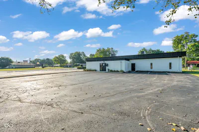 340 Tracy Road, Whiteland - 36
