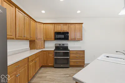 1300 Country Creek Cir, Shelbyville - 9