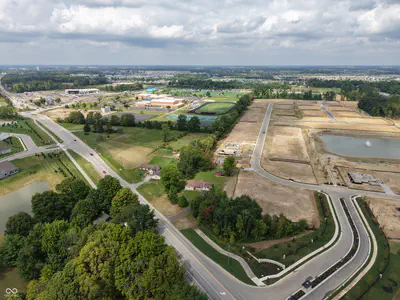 16122 Southeastern Parkway, Fortville - 27