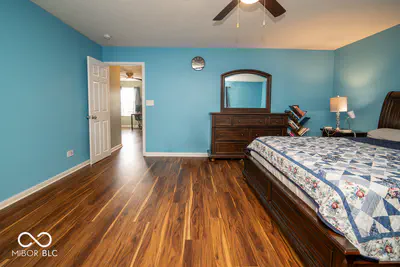 834 Blue Ash Trail, Greenwood - 19