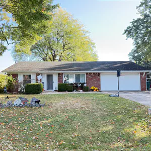 5504 Winding Way, Muncie