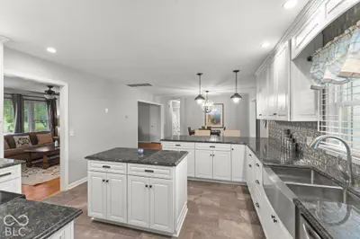 214 W Kings Highway, Rushville - 12