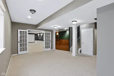 13973 Avalon East Drive, Fishers - 56