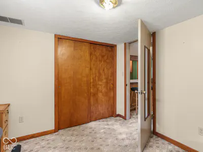 43 Elizabeth Street, Indianapolis - 25