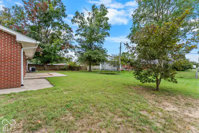 1521 Robin Hood Drive, Seymour - 7