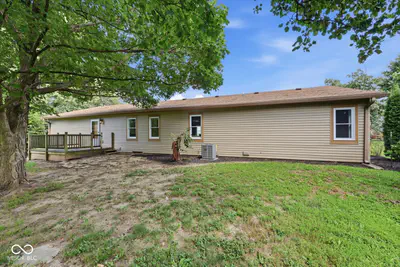 2961 N 100 W, Shelbyville - 39