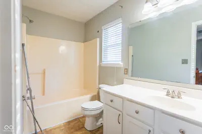 8302 Crystal Pointe Lane, Indianapolis - 41