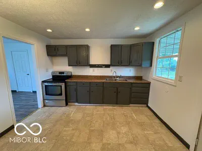 611 E Linda Layne, Muncie - 11