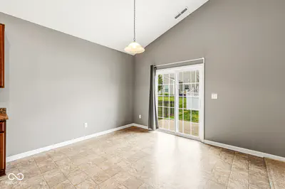 5350 Tanglewood Lane, Whitestown - 8