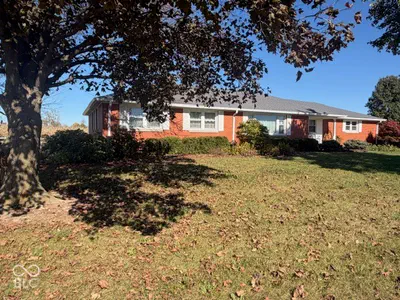 7838 US Highway 52, New Palestine - 2
