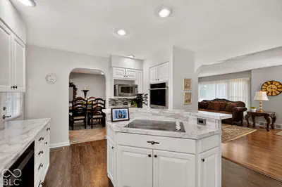 6205 300 S Road, New Palestine - 10