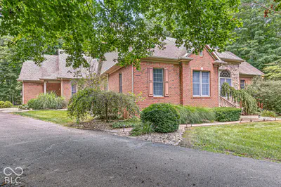 1332 S Oak Ridge Lane, Crawfordsville