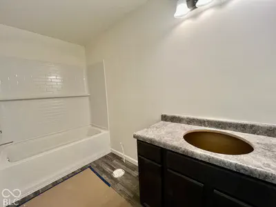 2334 N Liberty Lakes Drive, Greensburg - 36