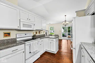 10635 Aspen Drive, Fishers - 12