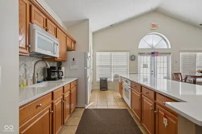 16613 Brownstone Court, Westfield - 41