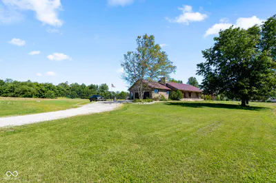 1802 Ewing Street, Seymour - 3
