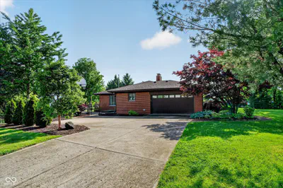 2202 Fairhope Drive, Indianapolis - 2