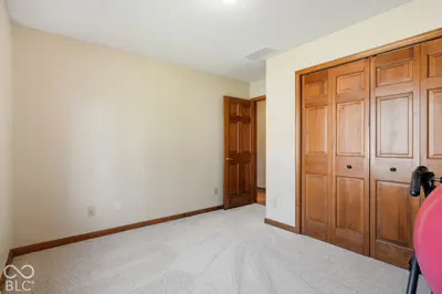 1048 Cobblefield Way, Greenfield - 33