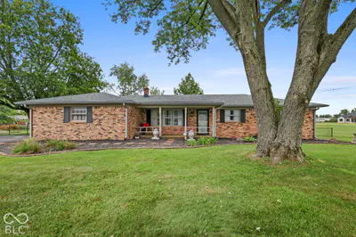 6349 W Buckskin Court, New Palestine - 48